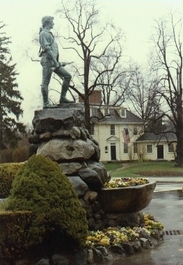 Minute Man Statue